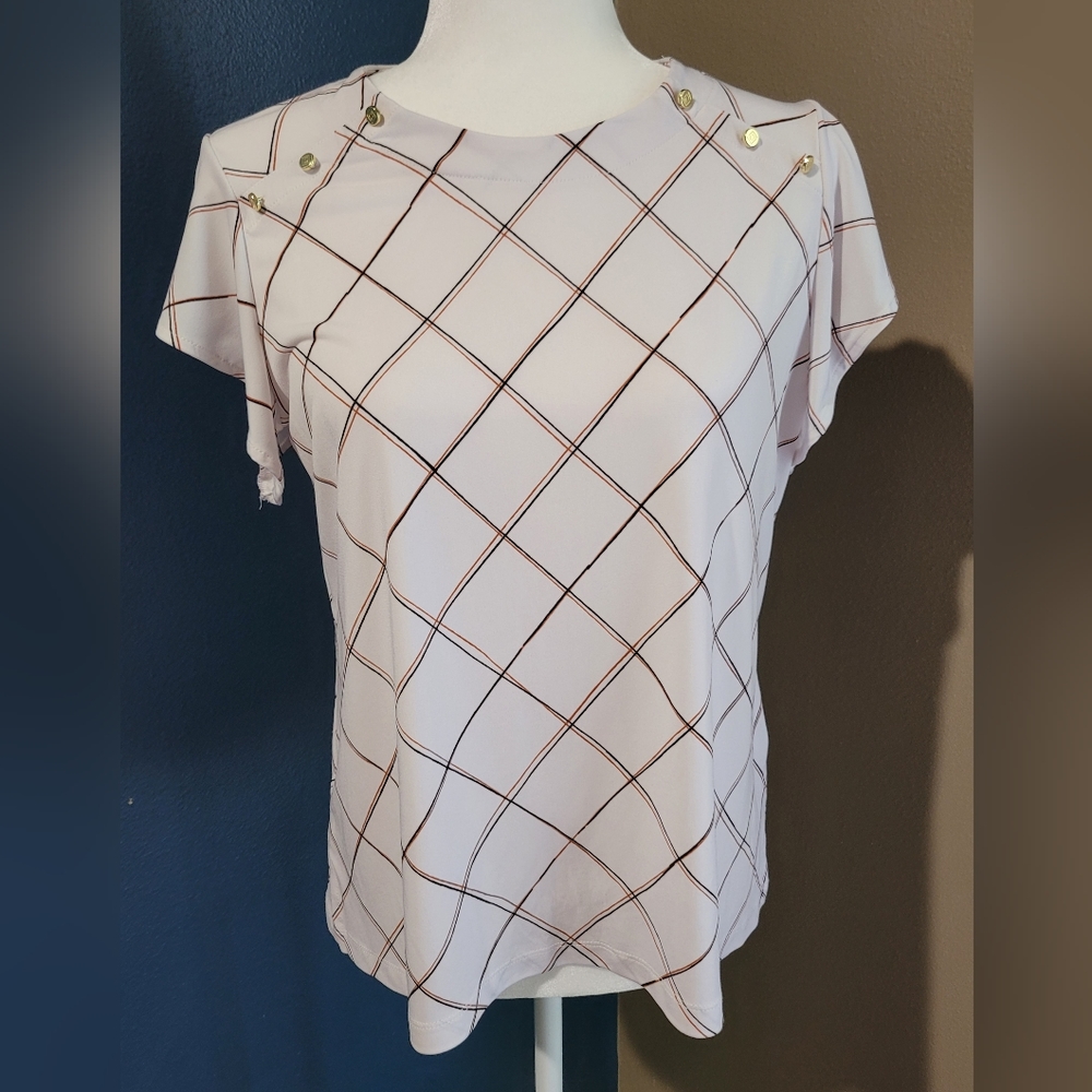 Liz Claiborne Blouse Women's Size PM White Check Short Sleeve Pullover Stretch
